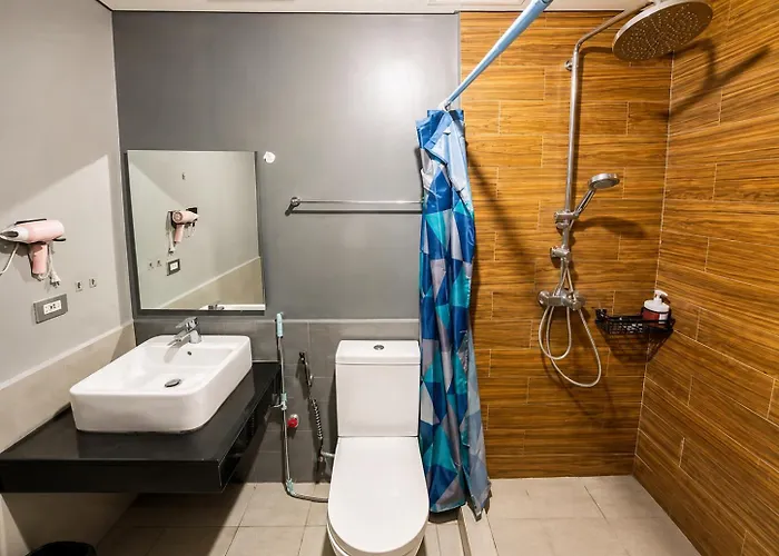 Aparthotel The Grand Lower Penthouse 2 Bedrooms, 3 Baths Manila